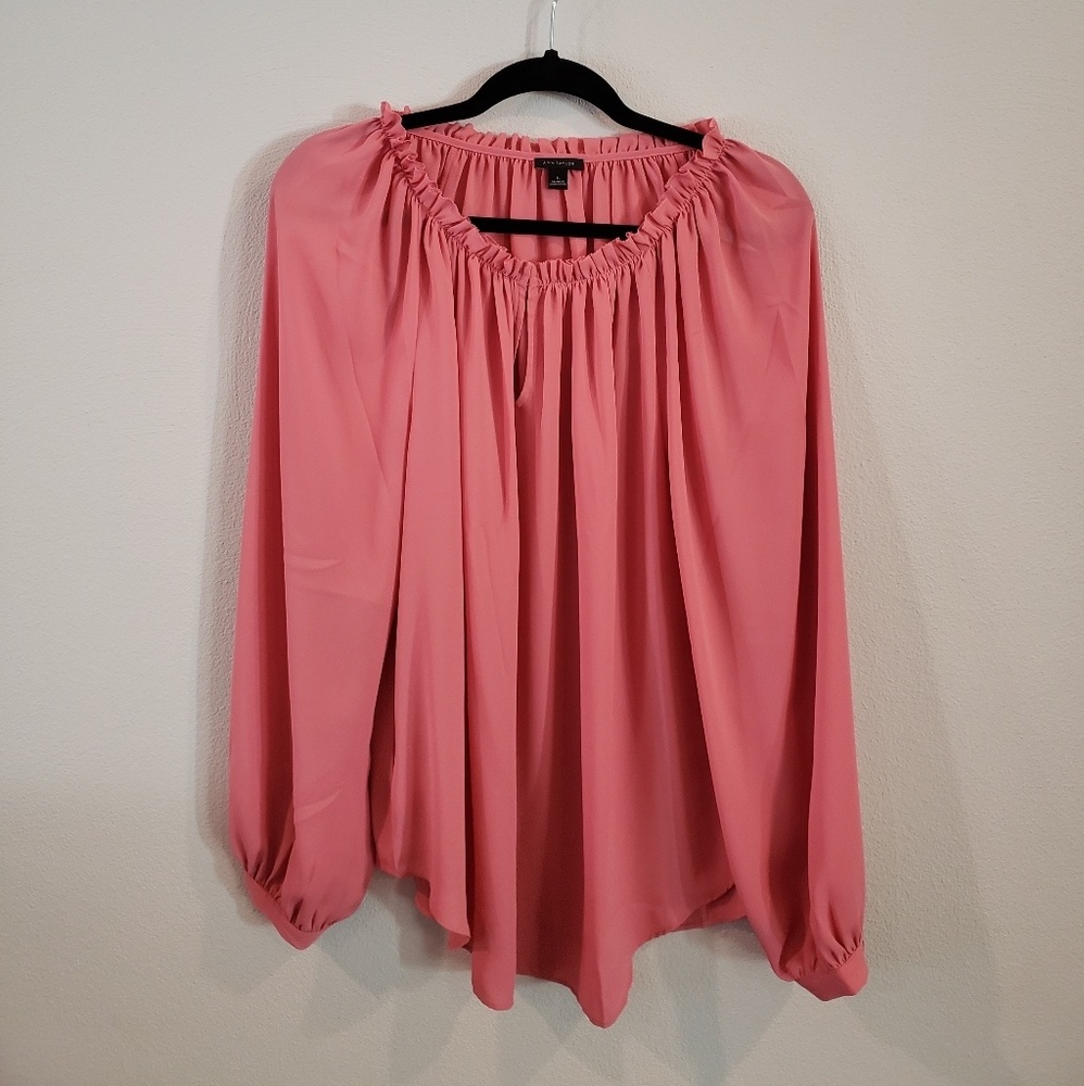 NWOT Ann Taylor ruffle blouse